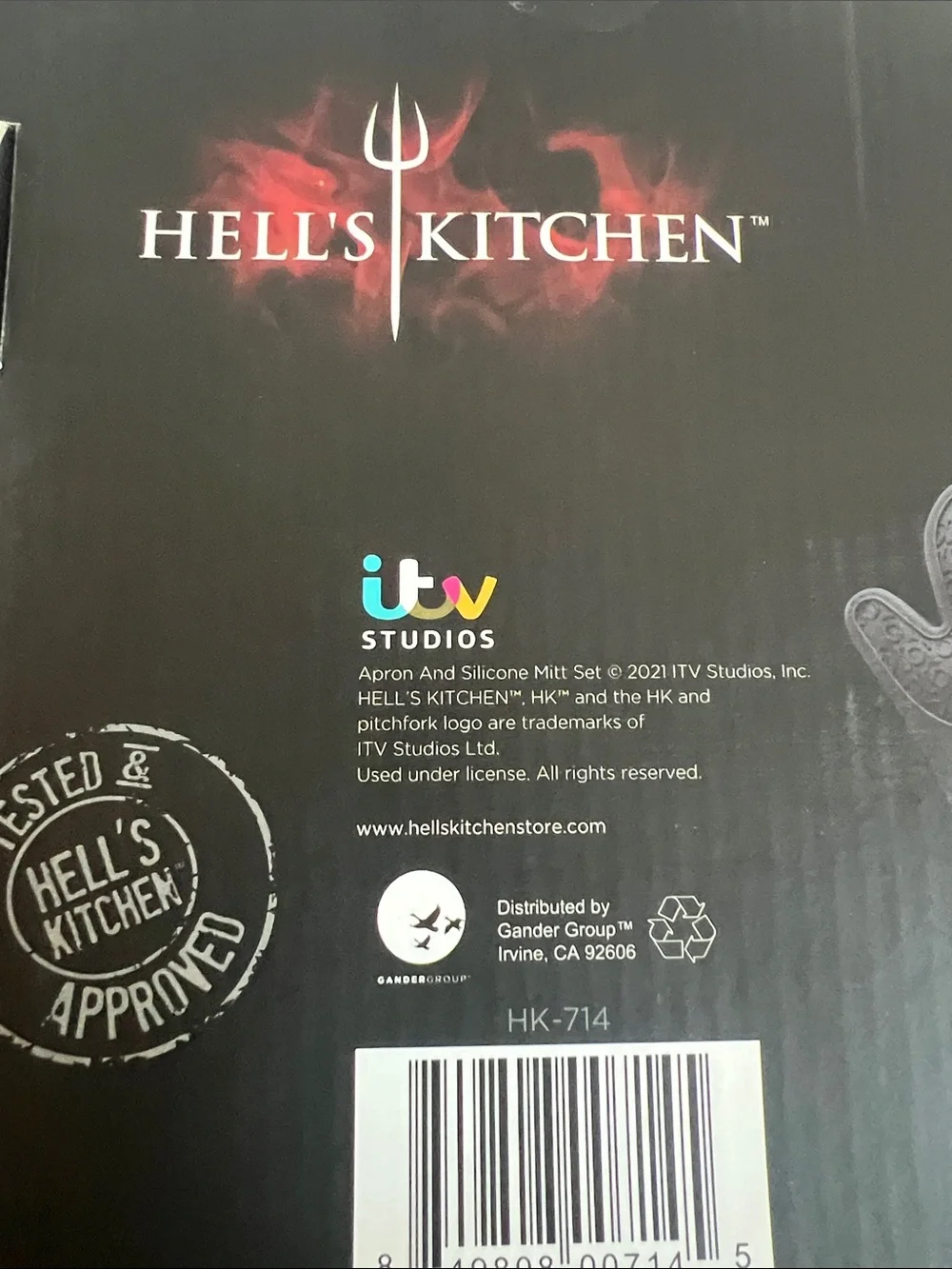 Hell’s kitchen BBQ Apron and Silicone Mitt Set chef set